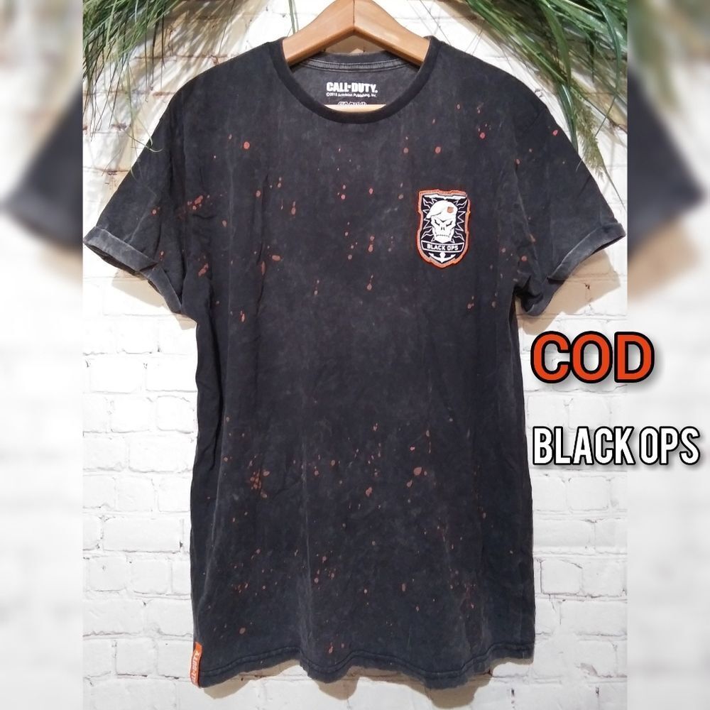 Call of Duty Black ops T shirt